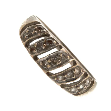 Kivisormus, koko 19¼, 750br,  Paino: 3,3 g