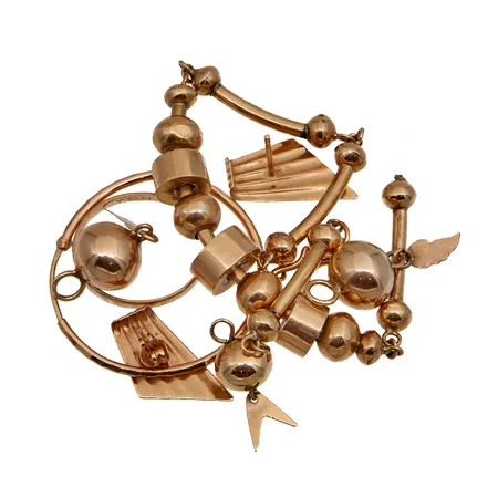 Viallisia koruja tai korun osia, 585, Paino: 10,3 g