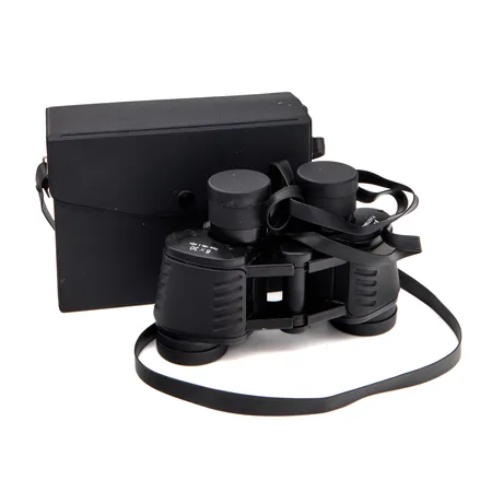 Kiikarit Plastimo 8x30 Champ I 48m a 1000m, käytön jälkiä, kantolaukku