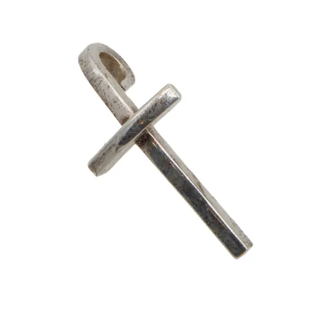 Ristiriipus Efva Attling, Little Thin Cross, korkeus 27mm, 925, Paino: 1,7 g