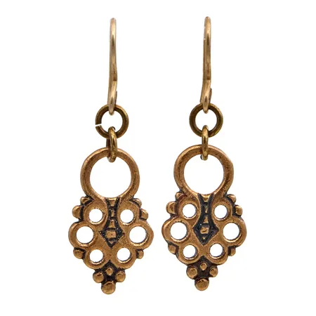 Korvakorut Kalevala, Lapin hela, korkeus 40mm, pronssia.