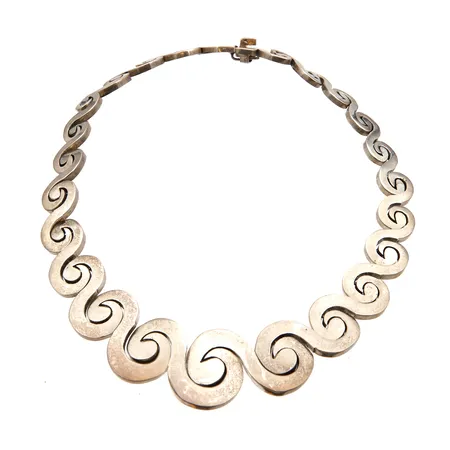 Kaulakoru, pituus 42cm, leveys 10-28mm, 925,  Paino: 149,3 g