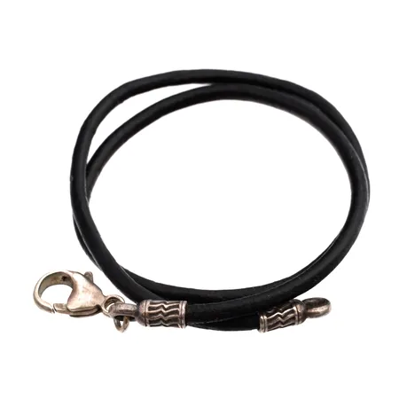 Nahkanyöri, pituus 26cm, leveys 3-5mm, 925br, Paino: 5,6 g