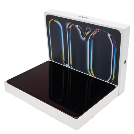 Tabletti, Apple iPad Pro 11" M4 256Gt WiFi 2024, A2836, laatikko ja kuitti Elisa 15.1.2025, hyvin pieniä käytön jälkiä
