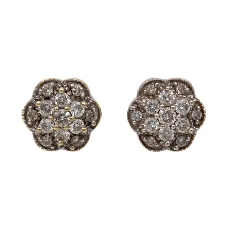 Timanttikorvakorut 2xn.0.02ct 12xn.0.01ct 12xn.0.005ct, Ø 7mm, 375 valkokulta,  Paino: 1,5 g