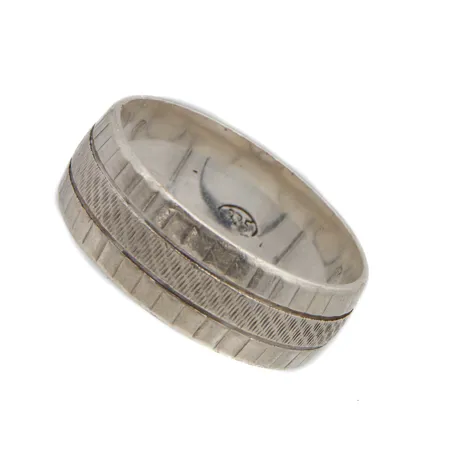 Kuvioitu sormus, koko 21½, 925, Paino: 6,7 g