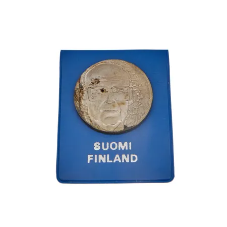 Juhlaraha, Urho Kekkonen 1975, nimellisarvo 10 mk, 500,  Paino: 23,8 g