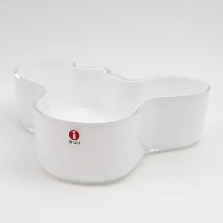 Aalto- malja Iittala, korkeus 50mm, pituus 195mm, valkoinen