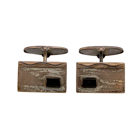 Kalvosinnapit kivillä Kultasepät Salovaara, mitat 13x20mm, vuodelta 1962, 813br, Paino: 10,5 g