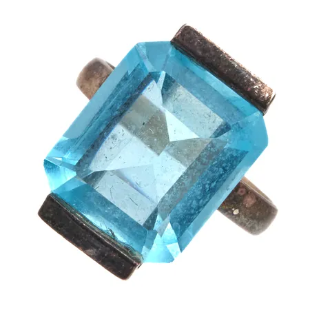 Kivisormus, koko 17, 925br, Paino: 4,8 g