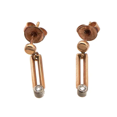 Kivikorvakorut, korkeus 16mm, 585br,  Paino: 1,3 g