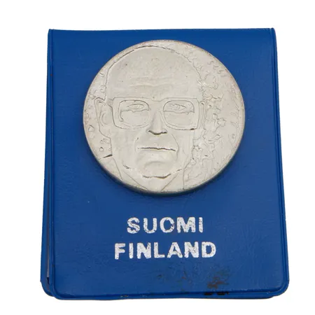 Juhlaraha, Urho Kekkonen 1975, nimellisarvo 10 mk, 500, Paino: 23,4 g