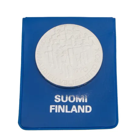 Juhlaraha, Sotainvalidien Veljesliitto 50 vuotta, 1990, nimellisarvo 100mk, 830, Paino: 24,1 g