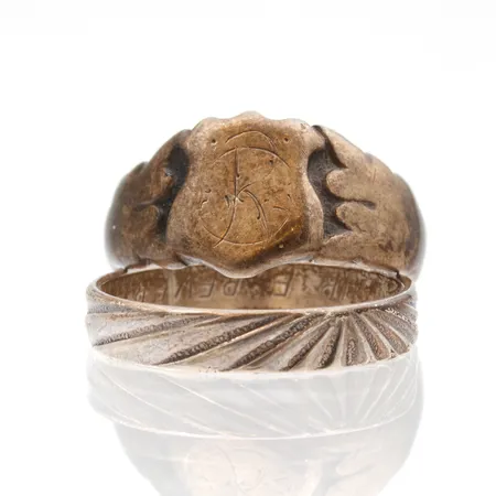 Viallisia hopea sormuksia, 813-925, Paino: 6,6 g