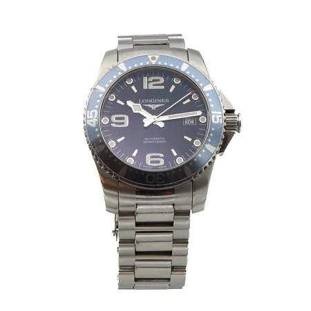 Teräsrannekello, Longines Hydro Conquest, automaatti, ref. L3.642.4, sr. 34004054, taulun Ø 42mm, bezelissä ja rannekeessa käytön jälkiä, rannekkeen pituus 200mm.