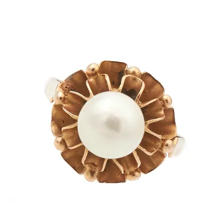 Helmisormus, koko 16½, helmen Ø 8mm, 750br, Paino: 4,9 g