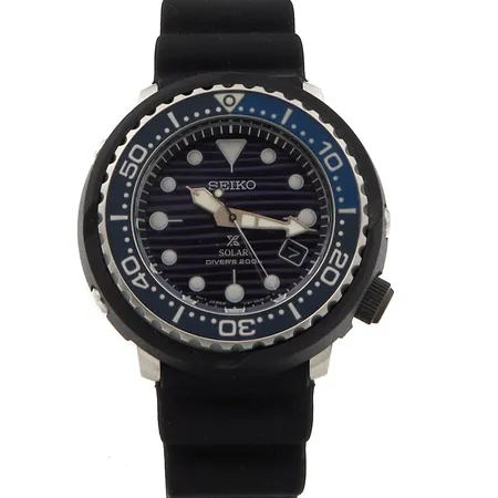 Kumi/Teräsrannekello Seiko Prospex X Solar Save the Ocean Air Diver´s 200m, quartz, ref: V157-0CX0 , rungon Ø46.5mm, kumirannekkeen pituus 155-230mm, laatikko ja paperit