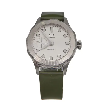 Teräsrannekello, S.U.F Helsinki Vetehinen Grey, automaatti, rungon Ø 42mm, ref. V1.003, kehässä naarmuja ja rungossa kevyttä käytön jälkeä