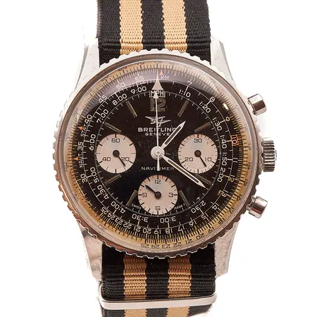 Teräsrannekello Breitling Navitimer Breitling Navitimer 806, serial 1222624, manuaali, taulun Ø 40mm, bezeli hieman irti taulun pyörivästä laskurista, hihna ei alkuperäinen, lindroossin suojapussi,