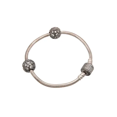 Rannekoru kiviheloilla Pandora, pituus 175mm, alkuperäinen rasia, 925br, Paino: 20,8 g