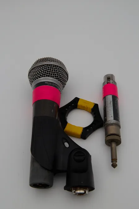 Mikrofoni Sennheiser E935, suojapussi.