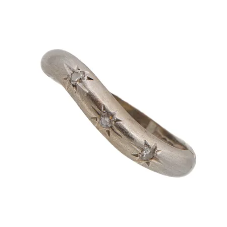 Timanttisormus 3x0.01ct, koko 18½, 585 valkokulta,  Paino: 3,6 g