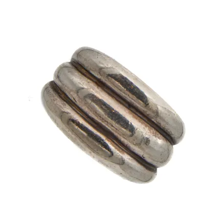 Sormus, koko 16½, 800 leimaamaton, Paino: 7,9 g