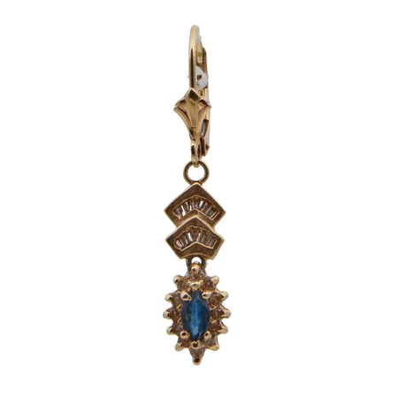 Kivikorvakoru timanteilla, 10 baguette-hiontaista timanttia, 12xn.0.005ct, korkeus 35mm, 585br, Paino: 1,8 g