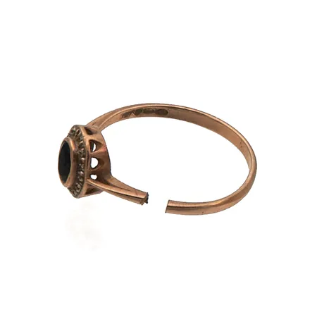 Viallinen kivisormus, 585, Paino: 1,9 g