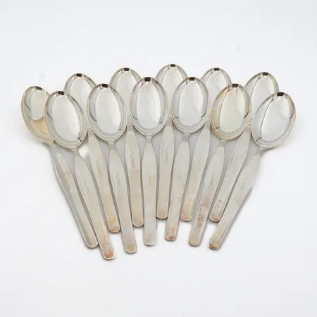 12 ruokalusikkaa, Tapio, kaiverrettu, pituus 205mm, 916, Paino: 691,3 g