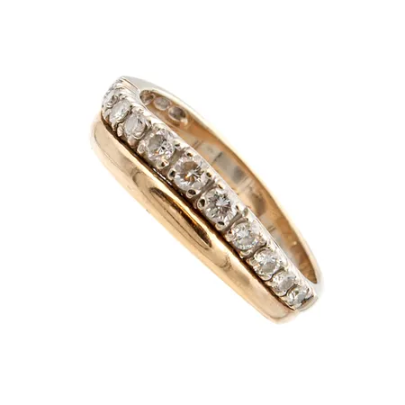 Timanttisormus 11xn.0.01-0.05ct, koko 18, kaiverrettu, 585, Paino: 3,8 g