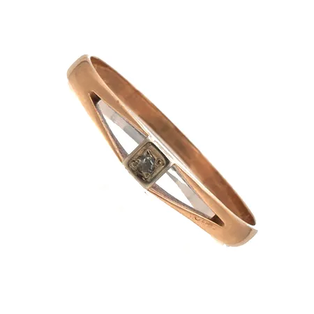 Kivisormus, koko 16, 585, Paino: 0,8 g