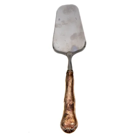 Kakkulapio, vääntynyt, kaiverrettu, Chippendale, pituus 220mm, 830br, Paino: 54,4 g