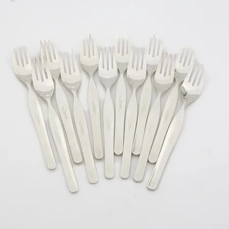 12 Ruokahaarukkaa, Tapio, kaiverrettu, pituus 178mm, 916, Paino: 486,2 g