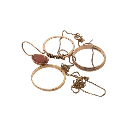 Viallisia ja kaiverrettuja koruja, 585br, Paino: 5,2 g