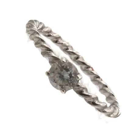 Kivisormus, koko 19, Kultajousi Oy, 925br, Paino: 1,7 g