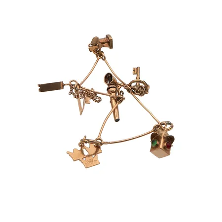 Viallinen rannekoru maskoteilla, pituus 155mm, 750br, Paino: 8,5 g