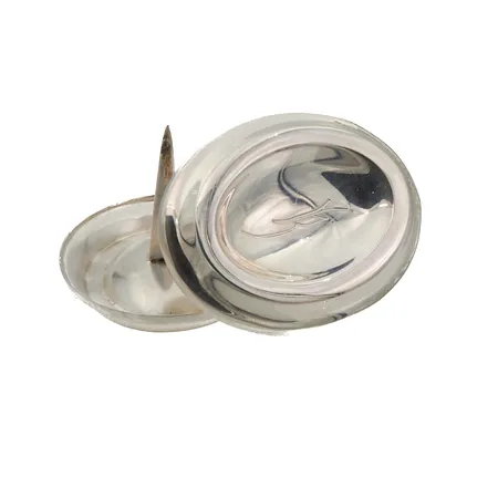 Kaksi juustonappia, Ø 30mm, 830, Paino: 10,6 g