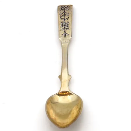 Kahvilusikka, pituus 135mm, koristekaiverrettu, 1800-luku, 835,  Paino: 22,3 g