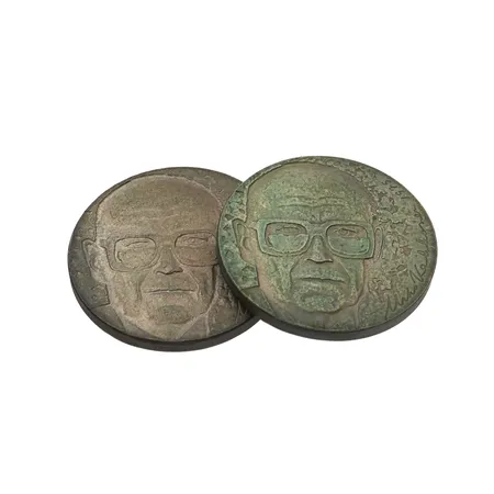 Kaksi juhlarahaa, Urho Kekkonen 1975, nimellisarvo 10 markkaa, 500, Paino: 47 g