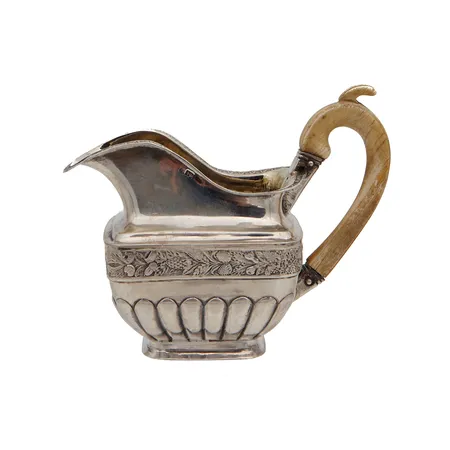 Venäläinen kermakko, korkeus 90mm, Pietari 1833, 840br, Paino: 186,8 g