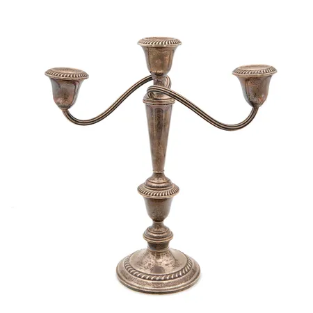 Kynttelikkö Gorharm Sterling, korkeus 29,5cm, käytön jälkiä, 925br, Paino: 881 g