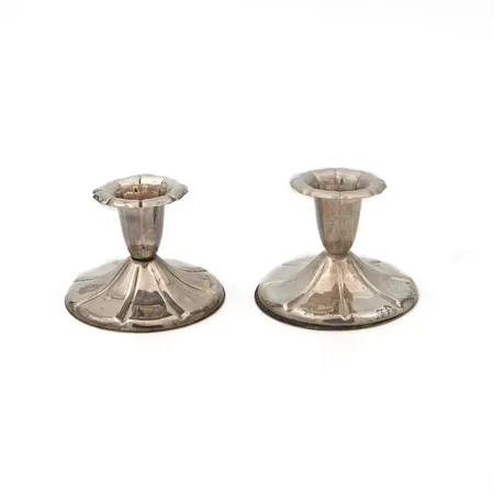Kynttilänjalat, korkeus 58mm, kaiverrettu, 813br, Paino: 120,4 g