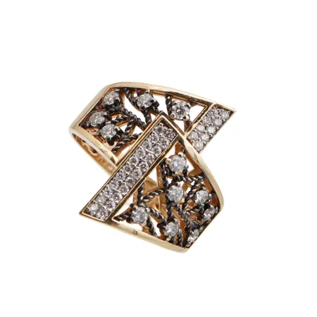 Timanttisormus 31xn.0.005ct ja 12x.0.03ct, koko 18¼, 585, Paino: 4,7 g