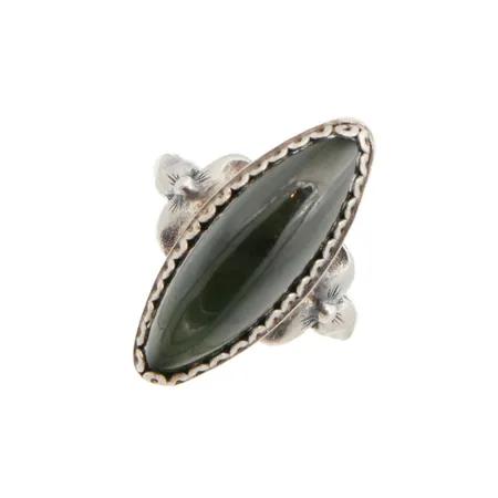 Kivisormus, koko 16½, 875br, Paino: 5,2 g