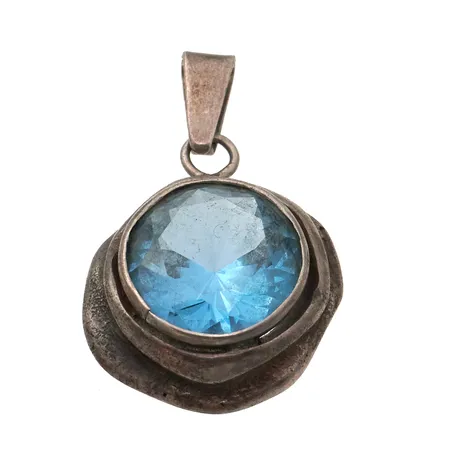 Kiviriipus, korkeus 32mm, 830br,  Paino: 8 g
