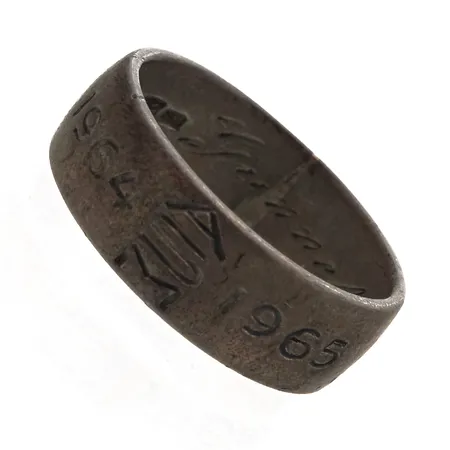 Kuvioitu sormus, kaiverrettu, koko 18½, 813h, Paino: 5,6 g
