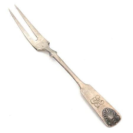 Leikkelehaarukka, Musla, kaiverrettu, pituus 161mm, 813h, Paino: 24,4 g