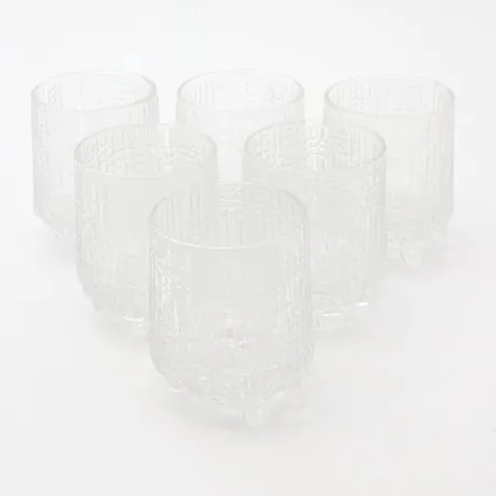 Kuusi snapsilasia Iittala, Ultima Thule, design Tapio Wirkkala, korkeus 55mm,