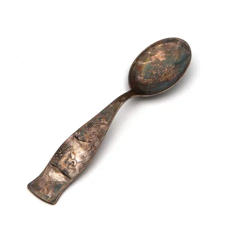 Kummilusikka, kaiverrettu, pituus 135mm, 813,  Paino: 29,2 g
